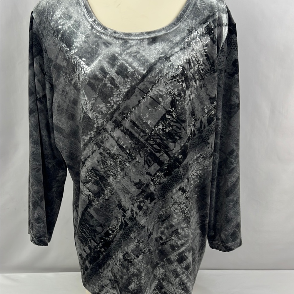 Women’s Black Gray Abstract Print Long Sleeve Top